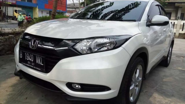 Jual mobil  bekas  murah  Honda HR V  S 2021 di DKI Jakarta 