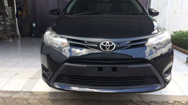 Jual mobil Toyota Limo  bekas baru harga murah kilometer 
