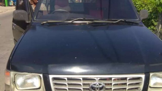 Beli mobil  Toyota  Kijang Pick Up  2004 bekas baru harga  