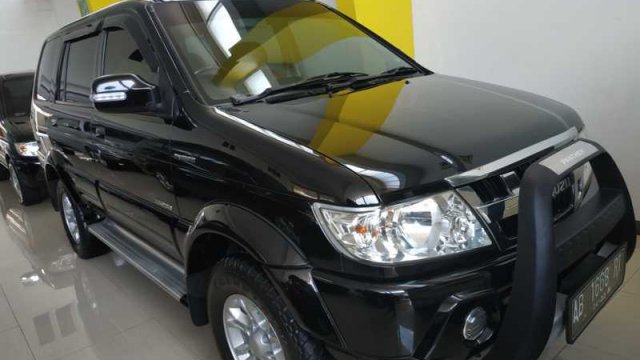 Isuzu Panther 2012 - Jual Beli Mobil Bekas Murah 10 2020 