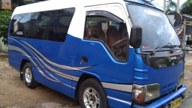 Tawaran terbaik mobil Isuzu  Elf  2012 baru atau bekas  