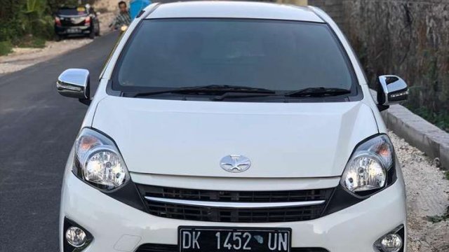 Jual mobil  Toyota  Agya TRD Sportivo Bali bekas baru 