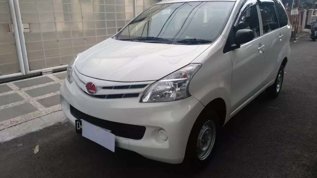 Jual beli mobil  Daihatsu Xenia  D Jawa  Barat  bekas  baru  