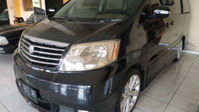 Beli mobil  Toyota  Alphard 2005 bekas harga  murah kualitas 