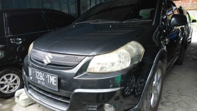  Suzuki  SX4 X Over Jual  Beli  Mobil  Bekas Murah di DI 