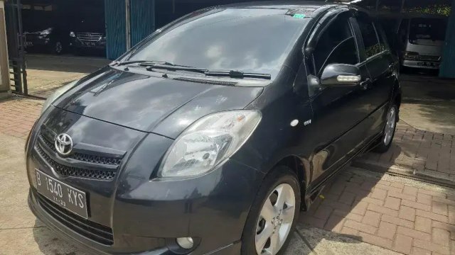 Toyota Yaris s 2008