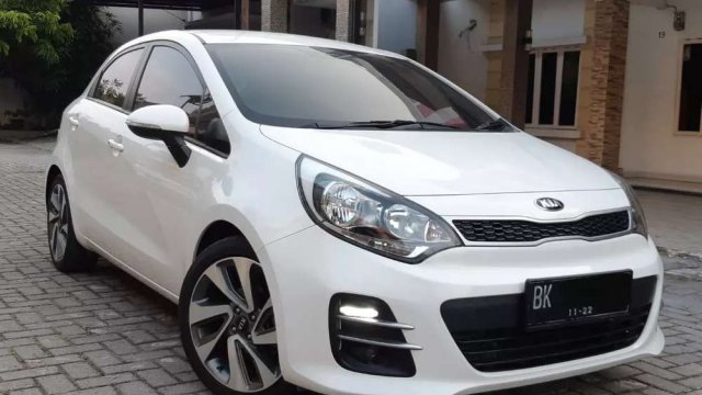 Jual Mobil Bekas Murah Kia Rio Platinum 2017 Di Sumatra Utara 4437747