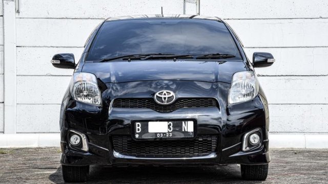 Tawaran terbaik mobil Toyota Yaris 2012 baru atau bekas 