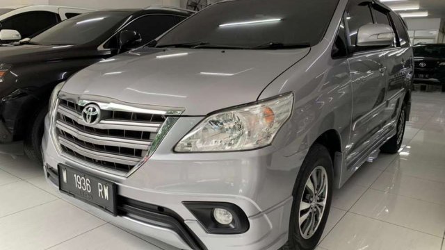  Toyota  Kijang Innova G Luxury Jual  Beli  Mobil  Bekas 