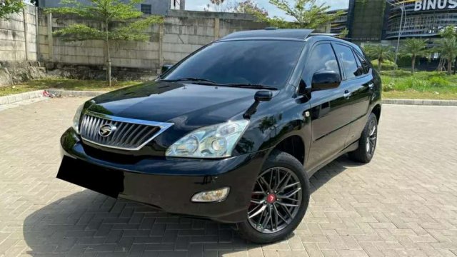 Beli mobil Toyota Harrier bekas baru harga nego pembayaran cash atau 