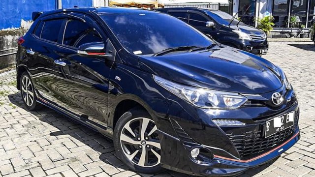 Jual mobil Toyota Yaris 2018 bekas, baru, harga murah, kilometer rendah