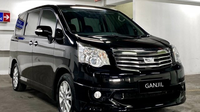 Toyota NAV1 - Jual Beli Mobil Bekas Murah 12/2020