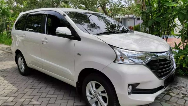 Bursa jual beli mobil bekas Toyota Avanza G 2022 termurah 