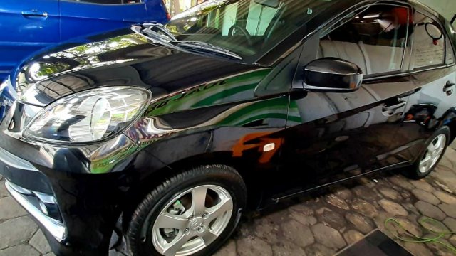 Beli mobil  Honda  Brio  E DIY Yogyakarta  bekas  baru dengan 