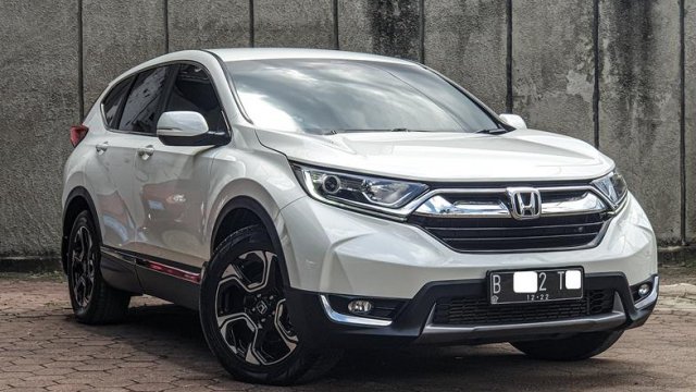 Bursa jual beli mobil bekas Honda CR-V 2017 termurah 