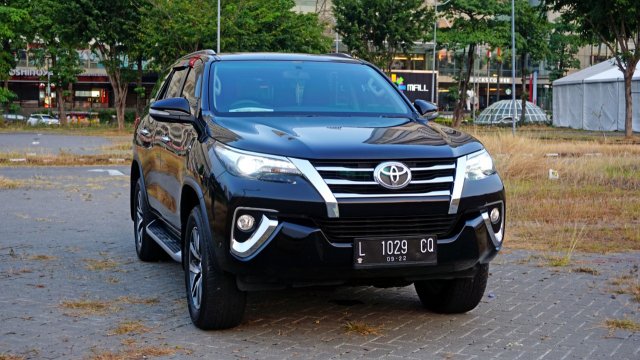 Jual mobil  Toyota Fortuner  Jawa Timur  bekas  aman murah  