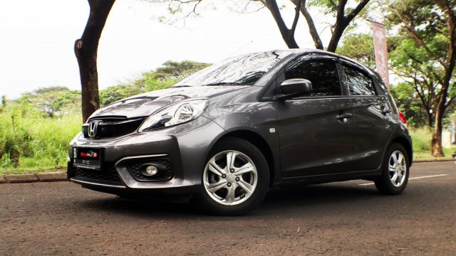 Bursa Jual Beli Mobil Bekas Honda Brio 2017 Termurah, Terlengkap, Dan ...