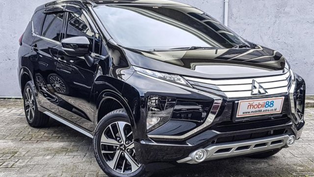 Jual mobil  Mitsubishi Xpander  bekas baru harga  murah