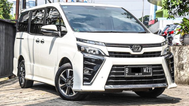 Toyota Voxy 2018 - Jual Beli Mobil Bekas Murah 05/2021