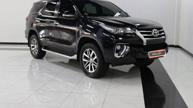 Fortuner 2018 bekas - Jual beli mobil harga murah Juni 2021