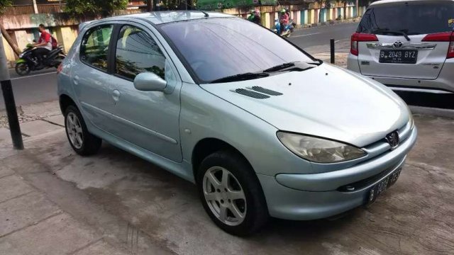 Peugeot 206 2002 DKI Jakarta dijual dengan harga termurah 4495348