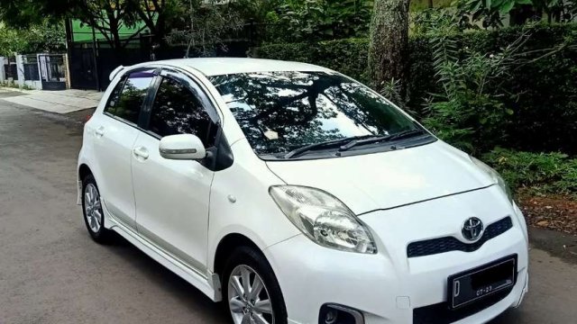 Harga Toyota Yaris bekas 2013 Juli 2021