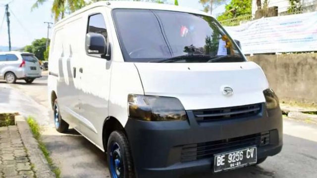 Dijual mobil  bekas  Kota Metro Lampung  mobil  baru harga 