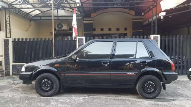 Toyota Starlet Bekas - Harga mobil Starlet murah September 2021