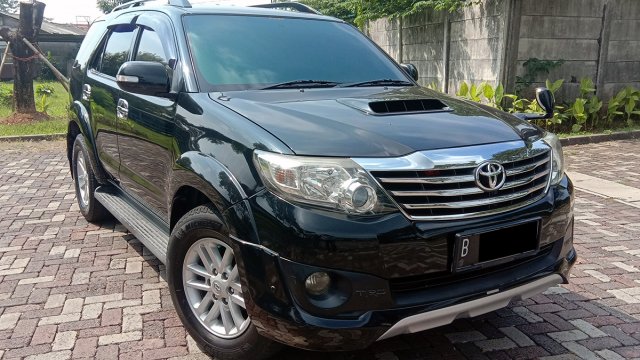 Jual beli mobil Fortuner  bekas  Harga  Toyota Fortuner  