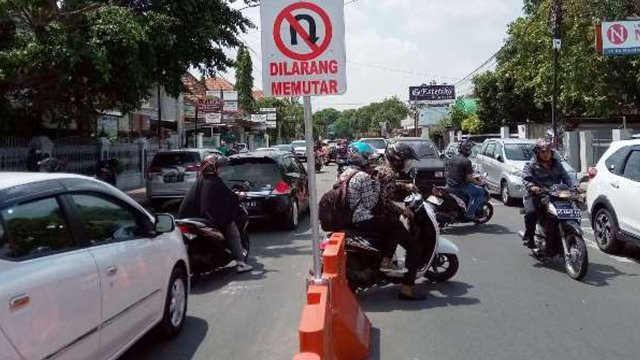 Dishub Dki Akan Menutup 27 Titik Putaran Balik