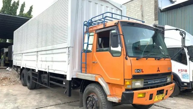 Ada3 MURAH Mitsubishi Fuso Tronton 6x2 Superlong Wingbox 2020 Wing Box ...