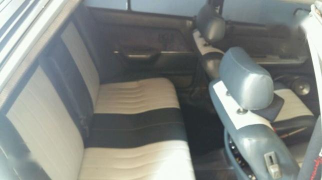 Ford laser ghia 87