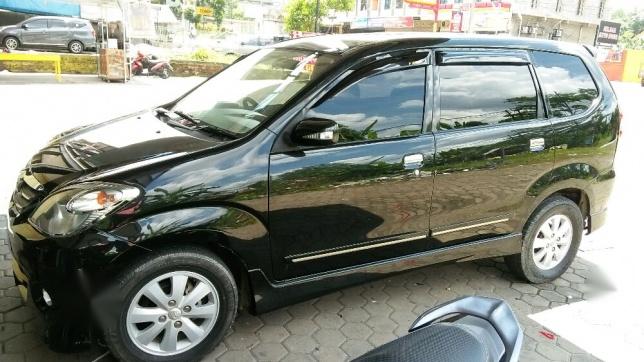 Avanza tahun 2010 type s plat BH