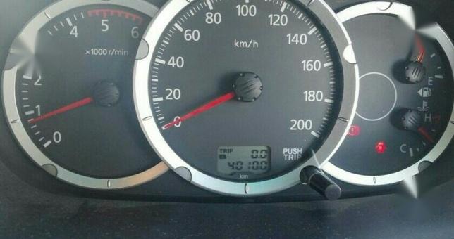 Strada Triton 2.5 Gls dc mt 2013 hitam