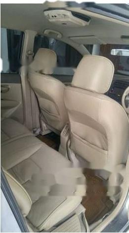 Jual mobil Nissan Grand Livina Ultimate 2010 DKI Jakarta