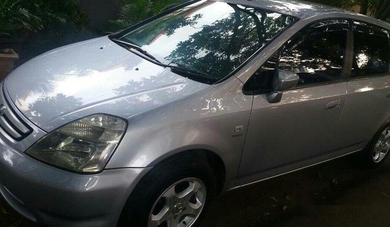 2003 Honda Stream Streaam SA 17 CKD AT