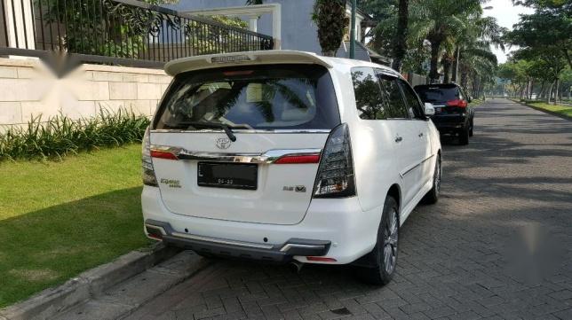Grand Innova V Diesel A/t 2015 Putih Full Variasi Tipe Tertinggi