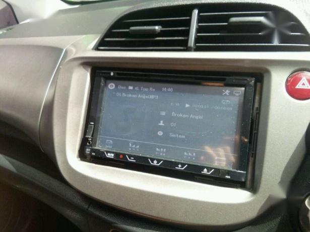 Honda jazz tipe s matic warna silver stone / abu2 abu-tua 2009 mulus