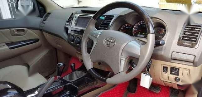Toyota Hilux Vigo Double Cabin Turbo 4x4 Thn 2010 Putih