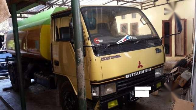 Dijual Mobil Tangki Air Bekas