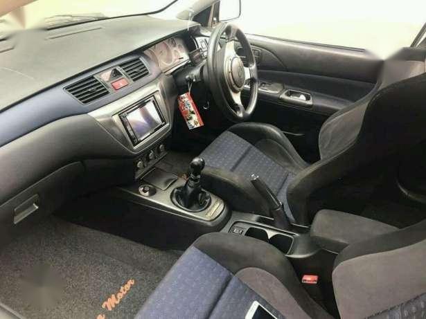 Mitsubishi Evolution VIII EVO 8 2004