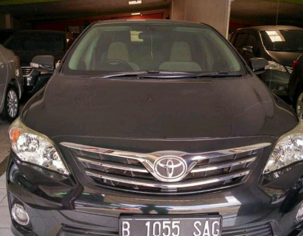 Toyota Corolla Altis 1.8 Automatic 2011