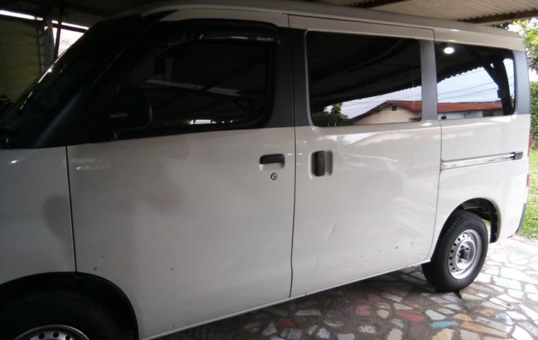 Daihatsu Gran Max Blind Van Ac 2014 Teramat orisinil kilometer sedikit