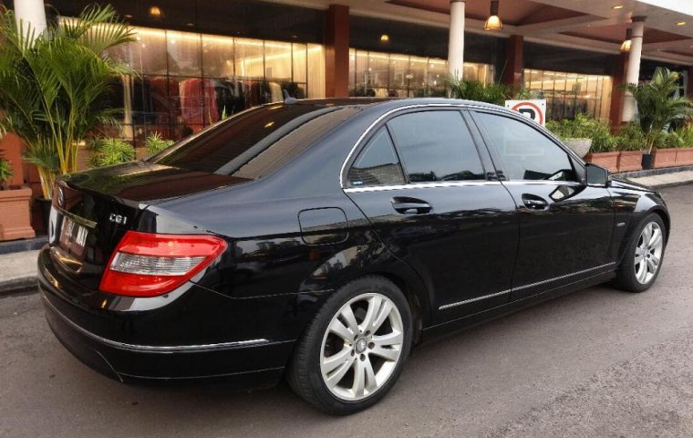 Dijual Mercedes Benz Hitam 2011 Avantgarde