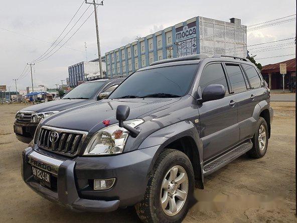 2004 Toyota Prado