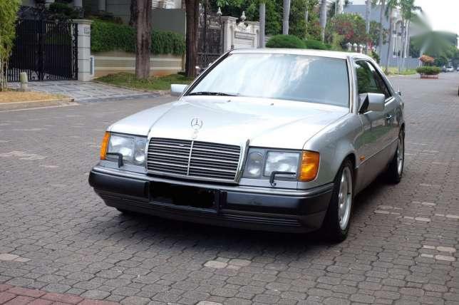 Mercedes-Benz 300CE AT Tahun 1989 Automatic