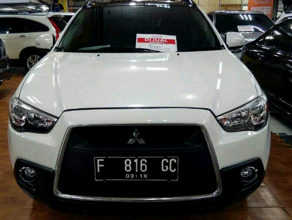 Mitsubishi Oulander Sport PX 2012 Manual