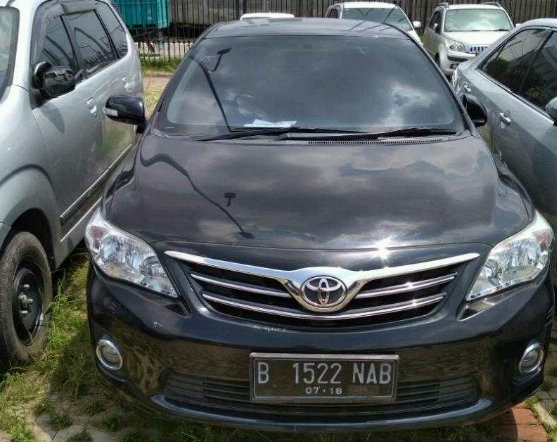 Toyota Corolla Altis 2013