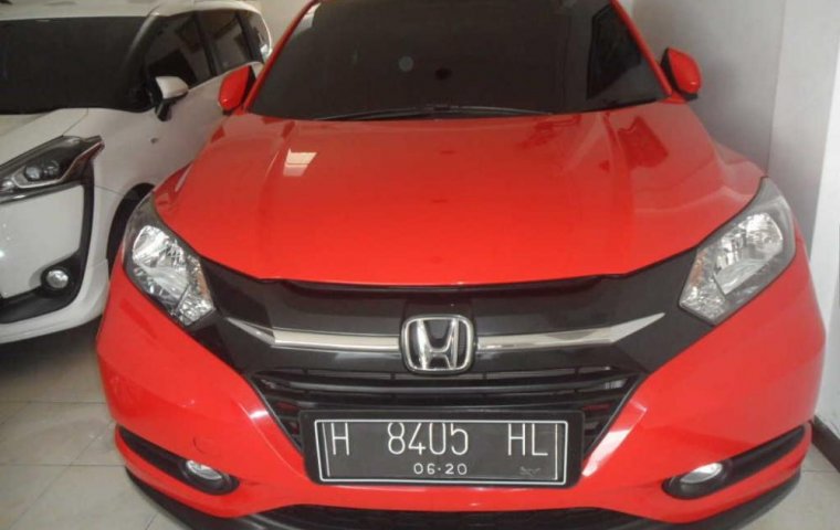 Honda HR-V 1.5 NA Merah 2015