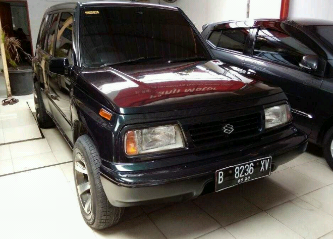 Suzuki Grand Vitara JLX 1993 Manual